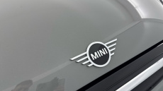 MINI Hatchback 1.5 Cooper Classic 5dr Auto [Nav Pack] Petrol Hatchback